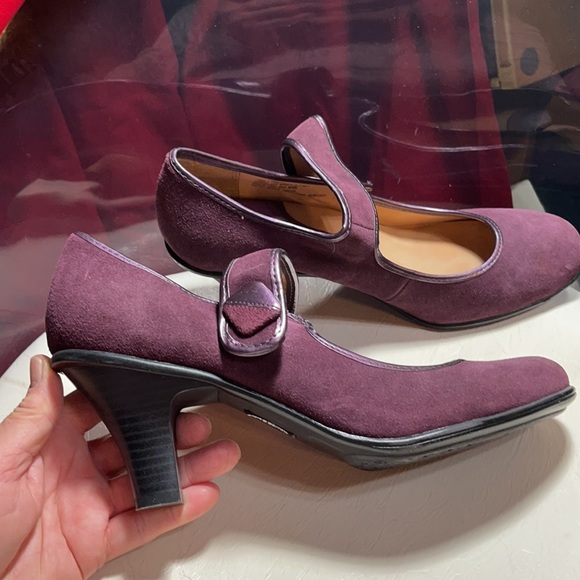 Croft & Barrow Josephine Purple Suede shoes! Sz 9 Medium - Picture 8 of 10